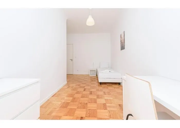 Houze_4 Room Apartment In Central Lisbon Near Zoo